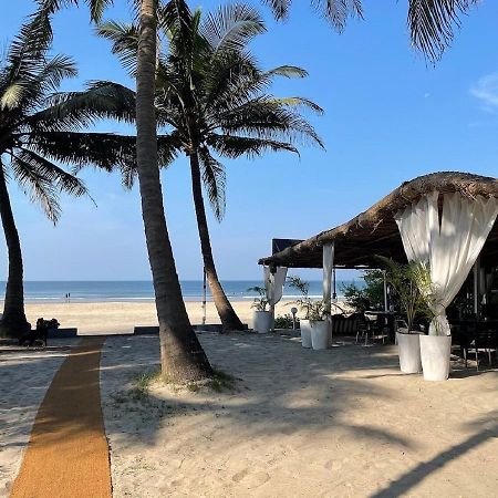 Mamagoa Beach Resort Mandrem Ngoại thất bức ảnh