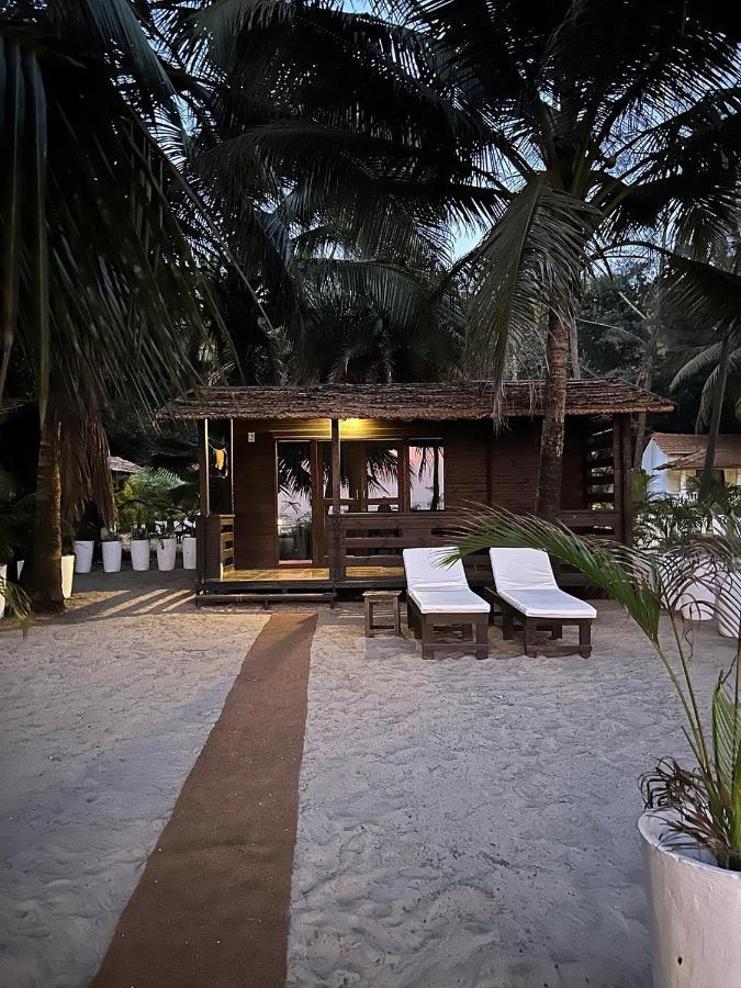Mamagoa Beach Resort Mandrem Ngoại thất bức ảnh