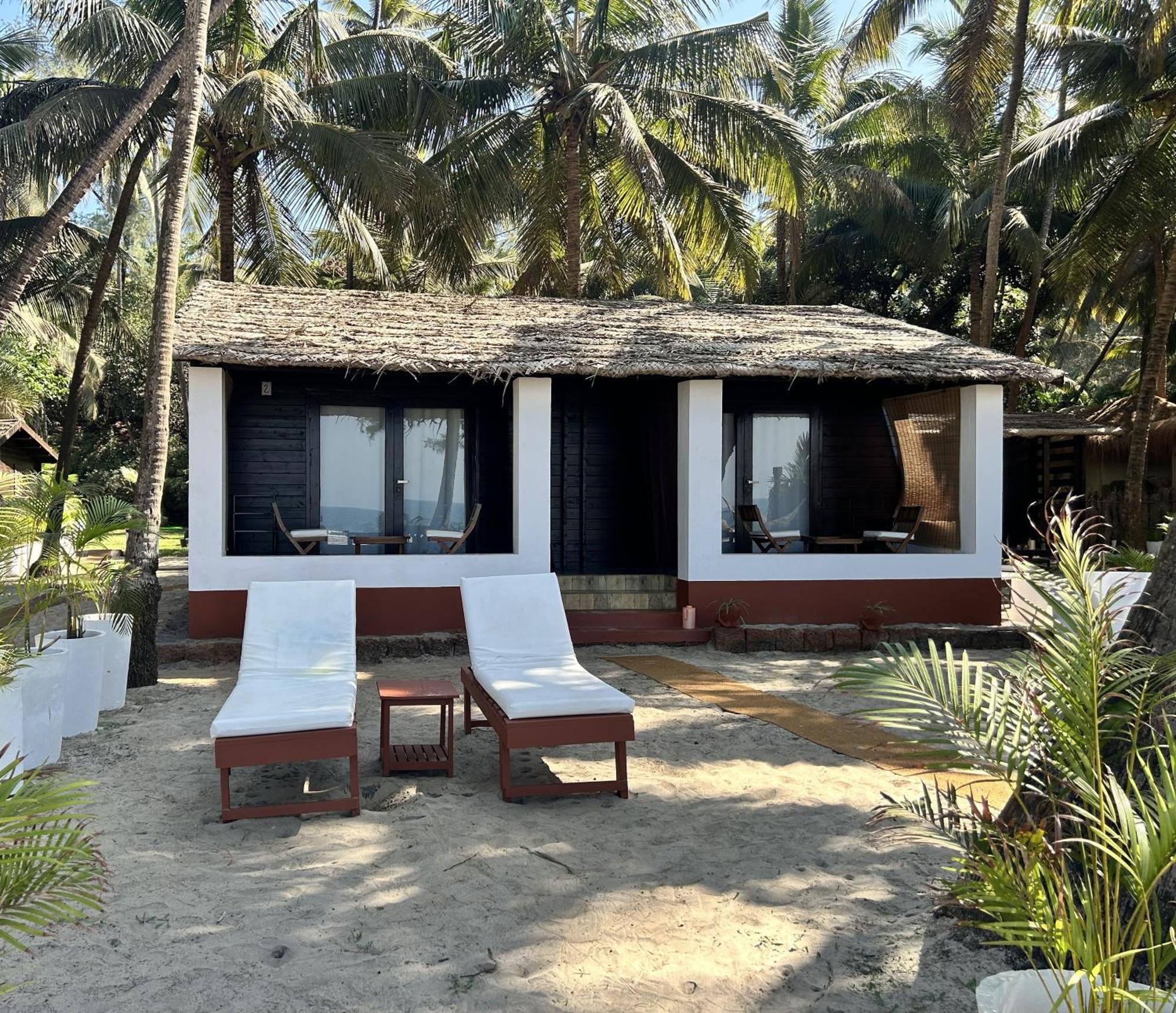 Mamagoa Beach Resort Mandrem Ngoại thất bức ảnh