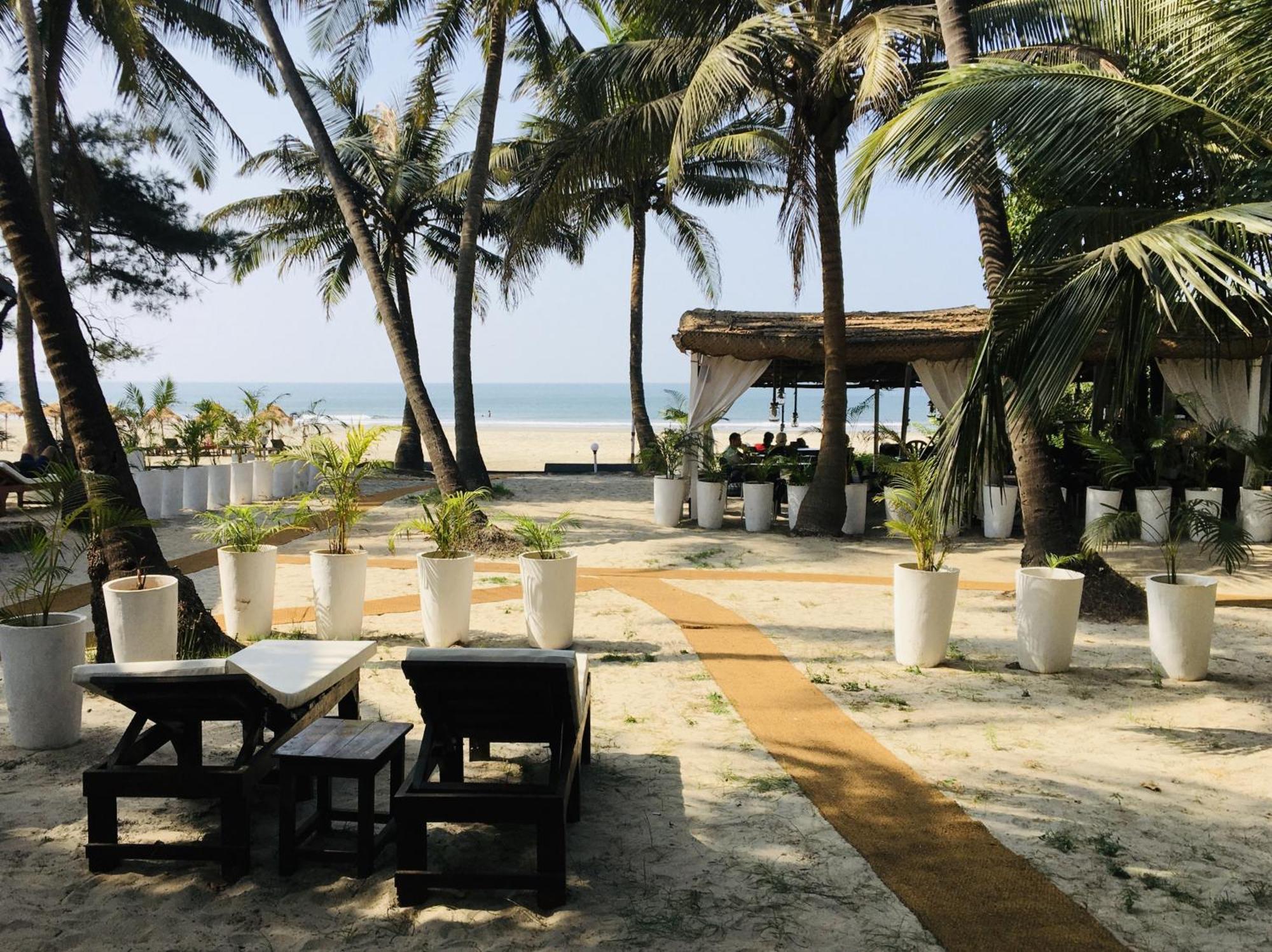 Mamagoa Beach Resort Mandrem Ngoại thất bức ảnh